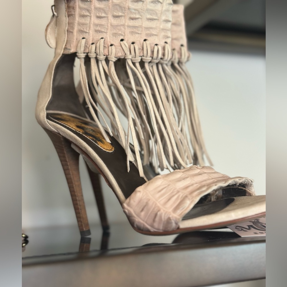 Roberto Cavalli size 37.5